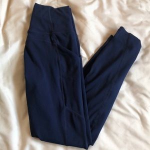 2 for $55 - Highwaisted Pocket Leggings